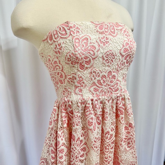 NBD Revolve Lace Babydoll Dress Womens M Short‎ Strapless Minidress Floral Y2K - Picture 2 of 8